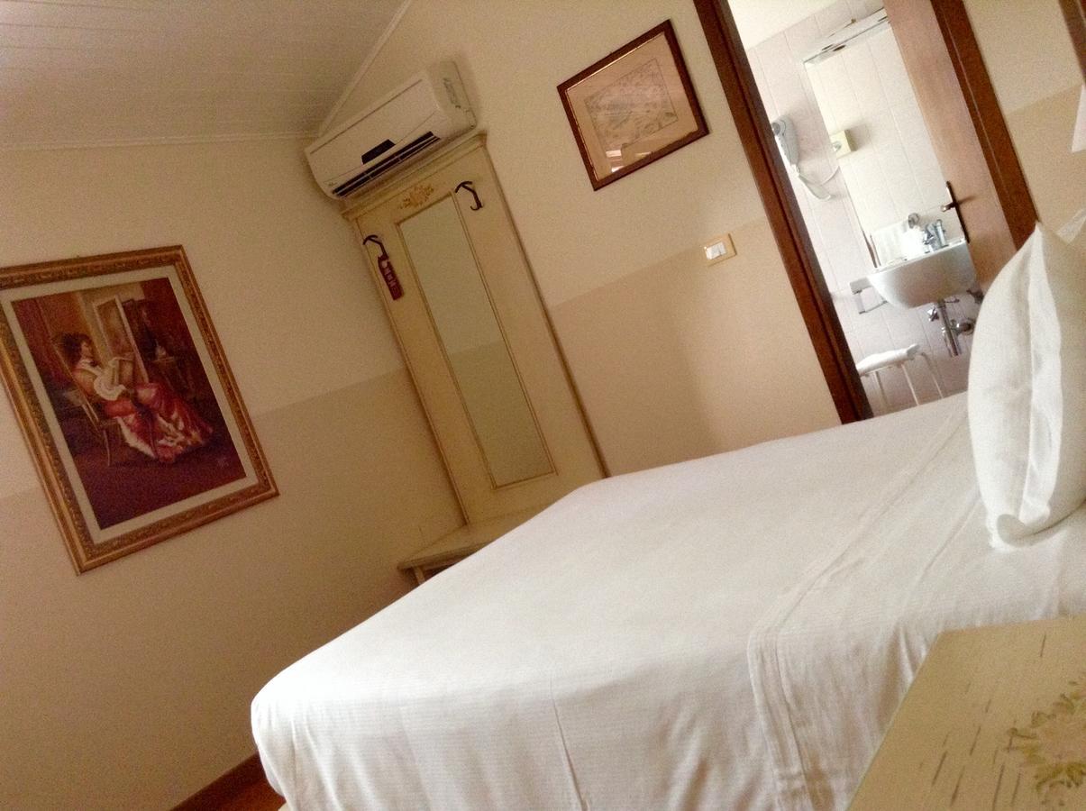 Hotel Antica Fenice 3*